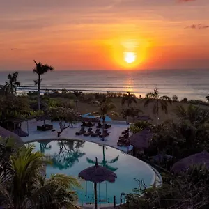 4* Курортный комплекс La Joya Balangan